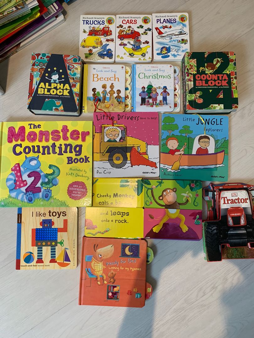 Book set, Hobbies & Toys, Books & Magazines, Children's Books on Carousell