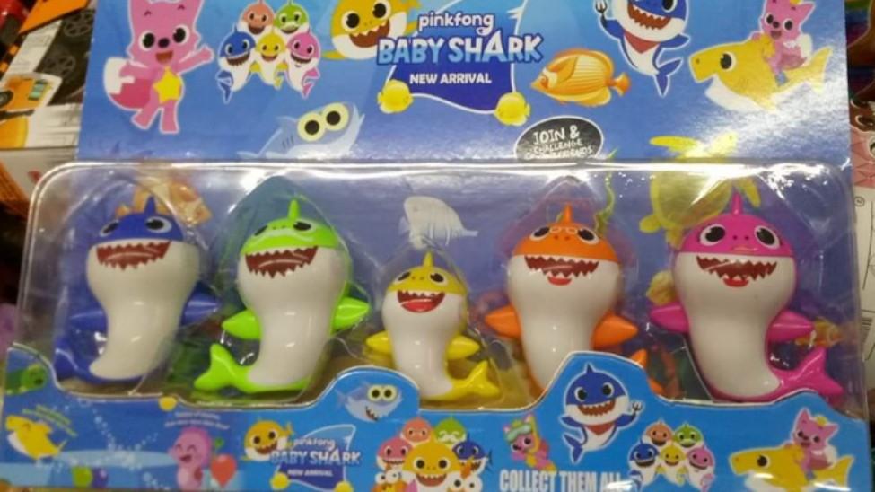 Brandnew 5pcs Baby Shark Cake Topper Toy Set Hobbies Toys Toys Games On Carousell