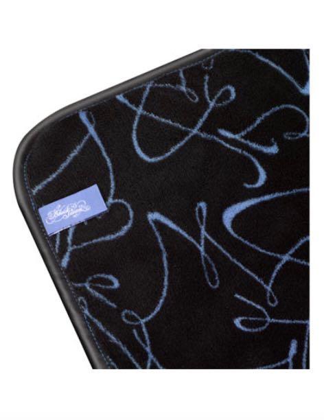 BTS BLACK SWAN BLANKET (Category: Bedding & Towels) located in Cagayan de Oro. Submitted by olaitsklara_ (Listing ID 1094525426, Image 3). Description: BTS BLACK SWAN BLANKET (Themed Merch) ONHAND AND NEVER USED WTH FREEBIES RFS: Decluttering my collection .