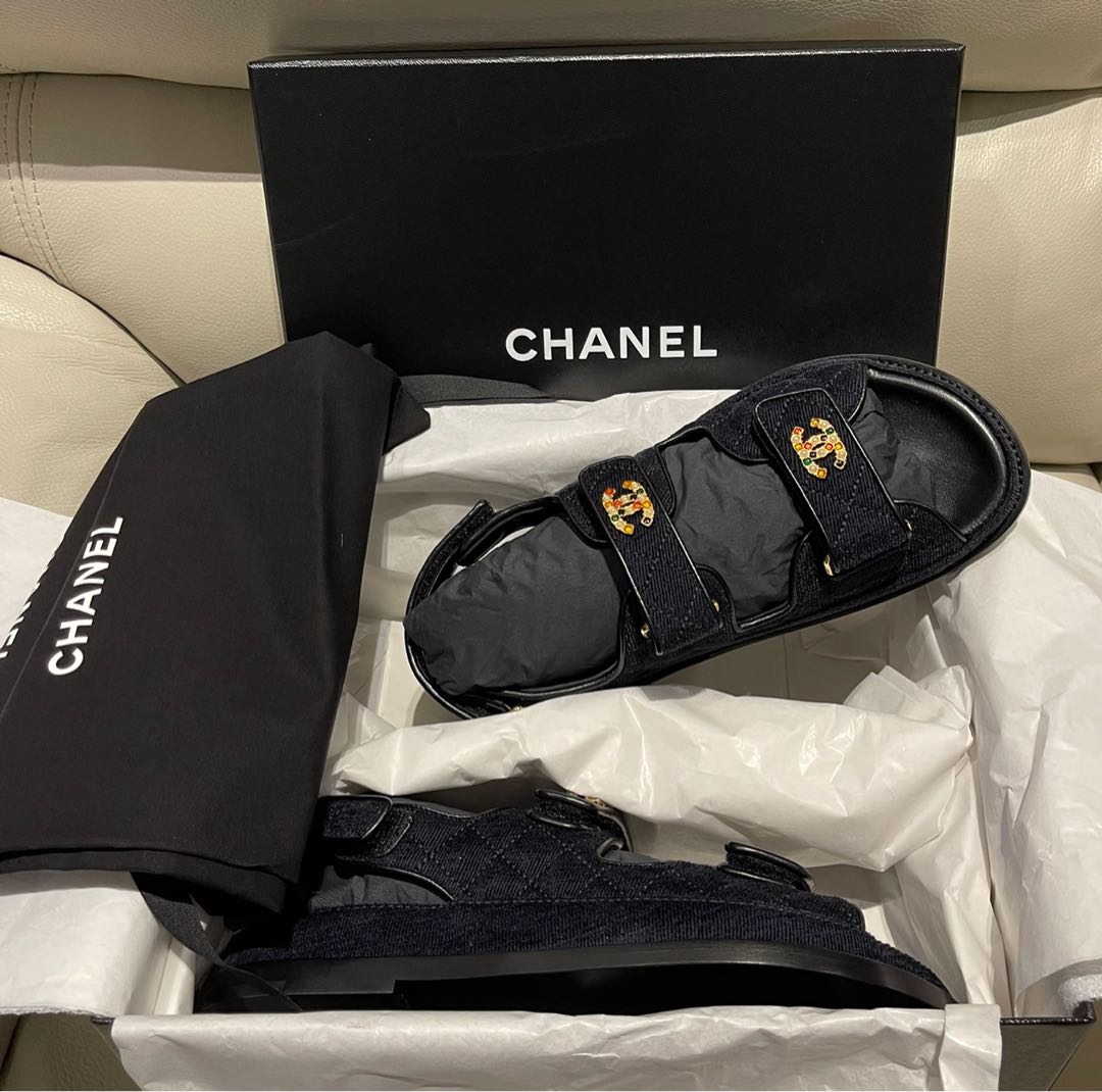 Chanel gate no 5 sandals deals