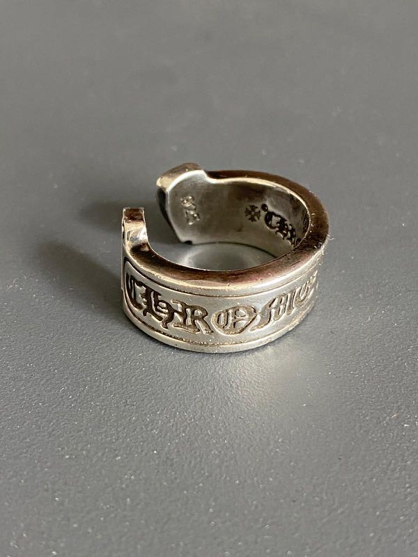 Chrome hearts new arrivals scroll label ring