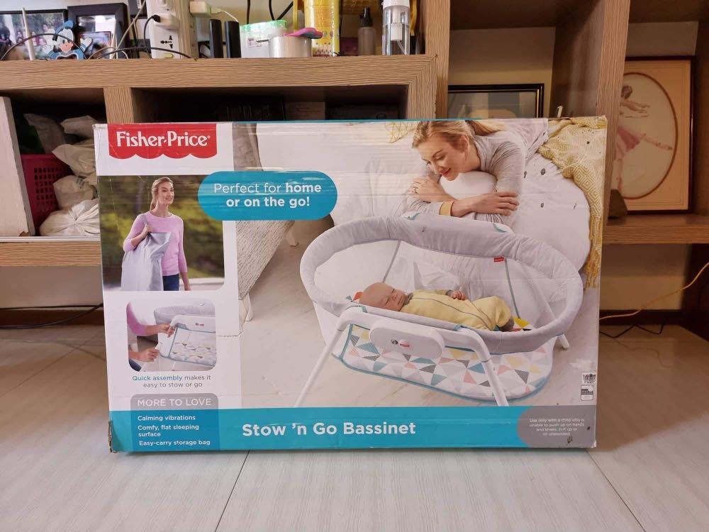 Fisher Price Stow and Go Baby Bassinet