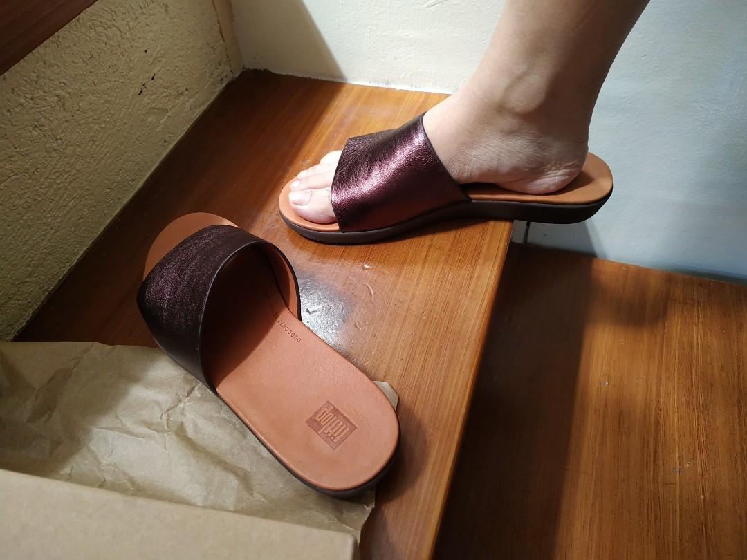 Sola leather slides hot sale