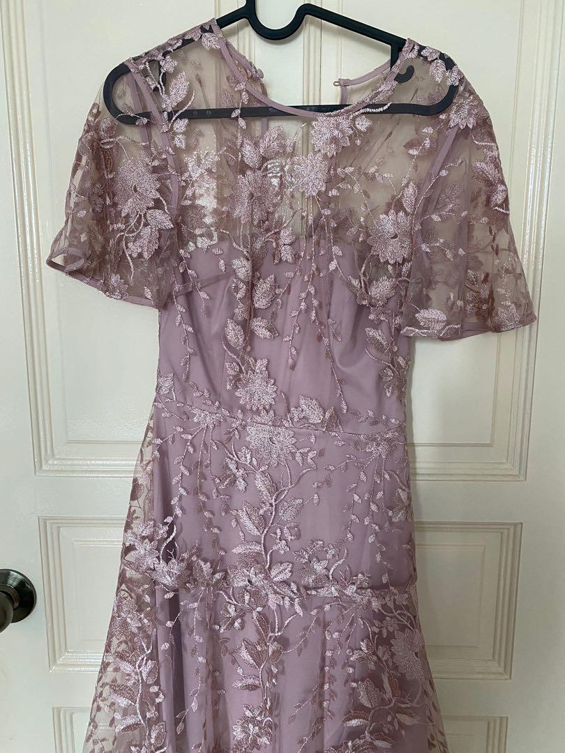 Forever New embroidered dress Women s Fashion Dresses Sets