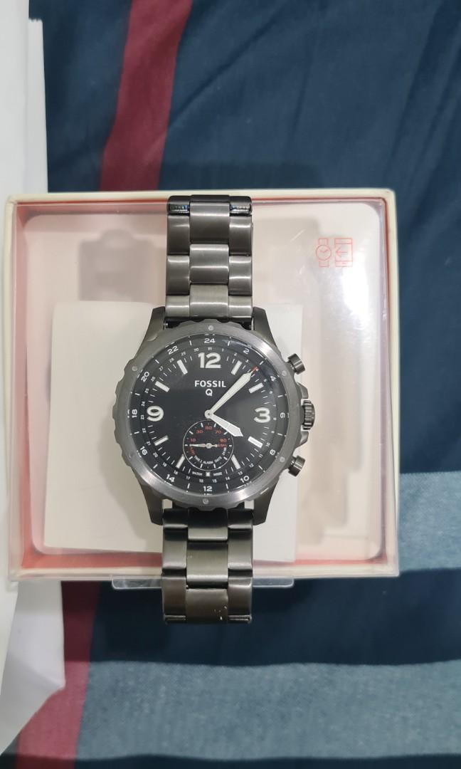 Jam fossil q top