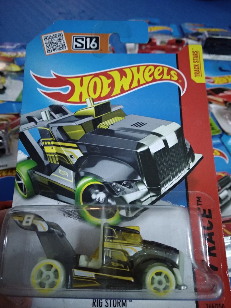 Hotwheels Rig Storm glow in the dark Hobbies Toys Toys Games