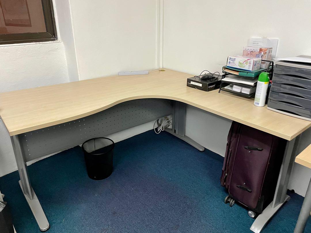 right l shaped desk