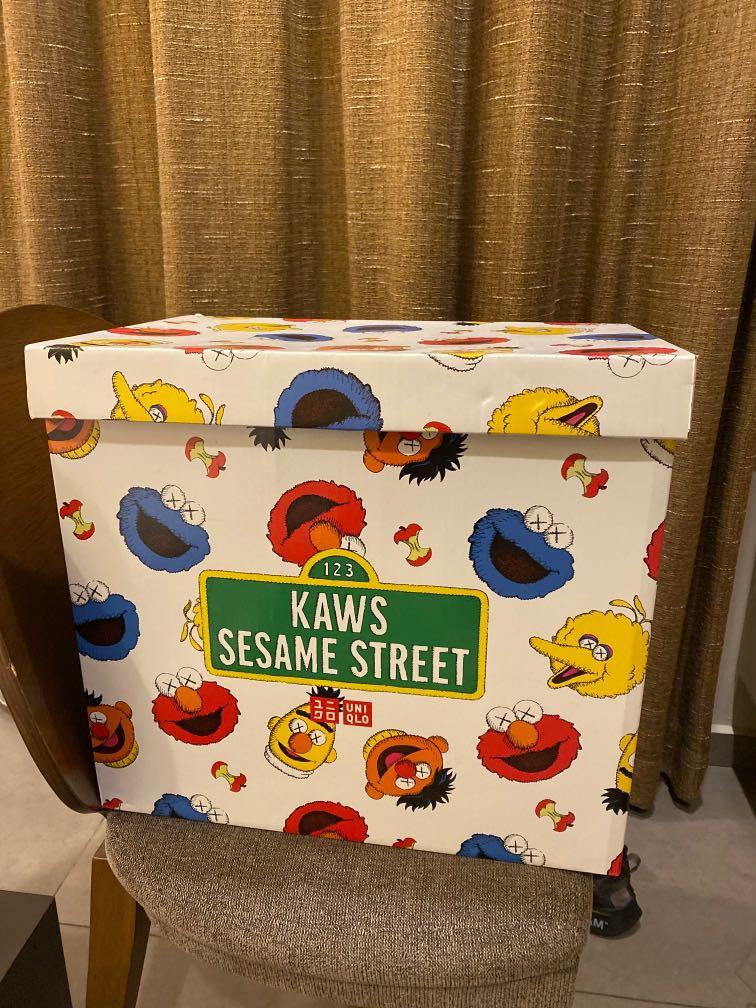 Kaws x sesame street box set clearance