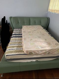 (Category: ) located in . Submitted by ingolit (Listing ID 1094439466, Image 1). Description: .