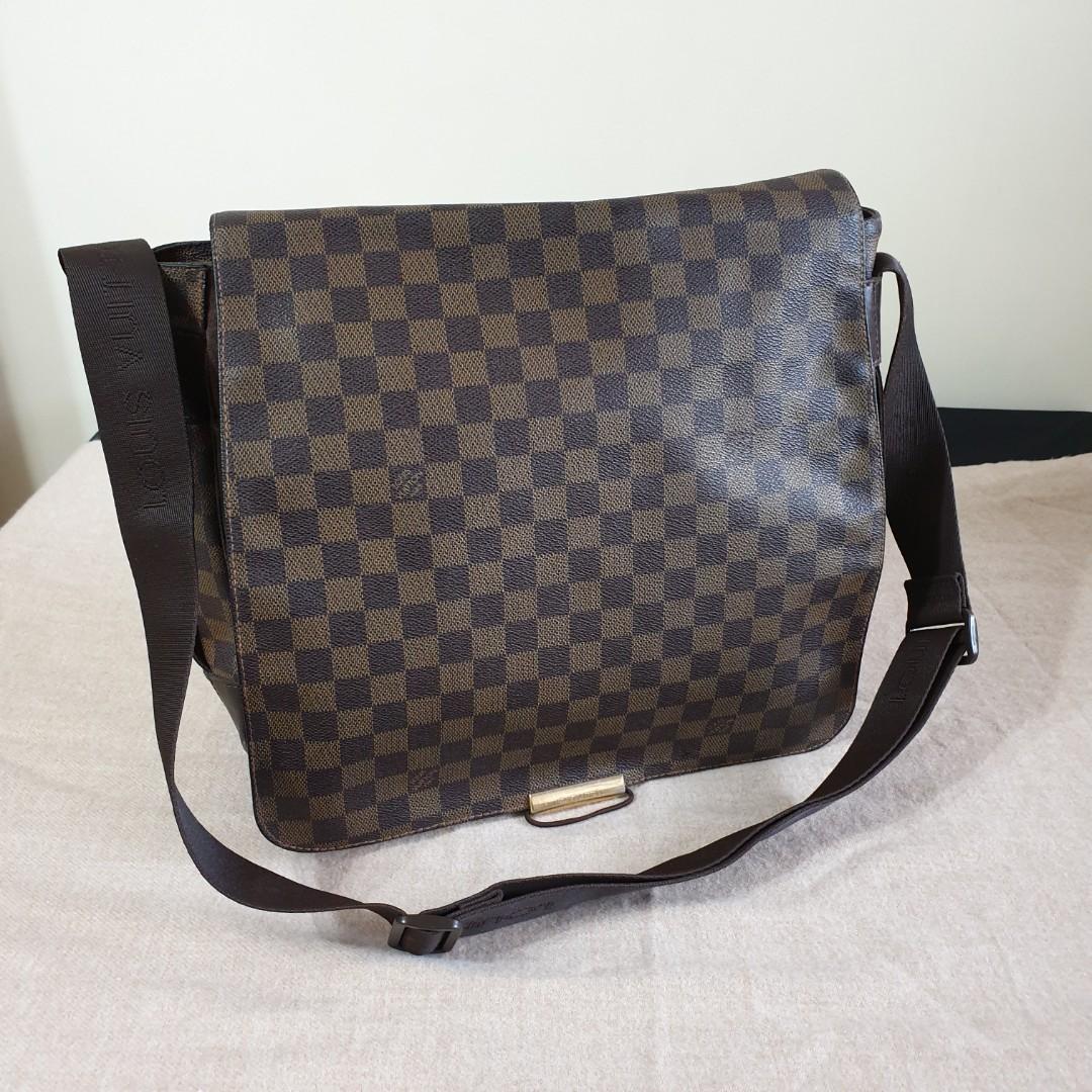 Louis Vuitton LV Messenger Shoulder Bag Men, Luxury, Bags