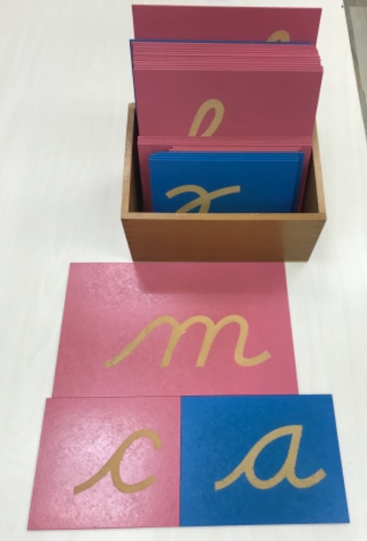 Montessori cursive sandpaper letters with box, Hobbies & Toys