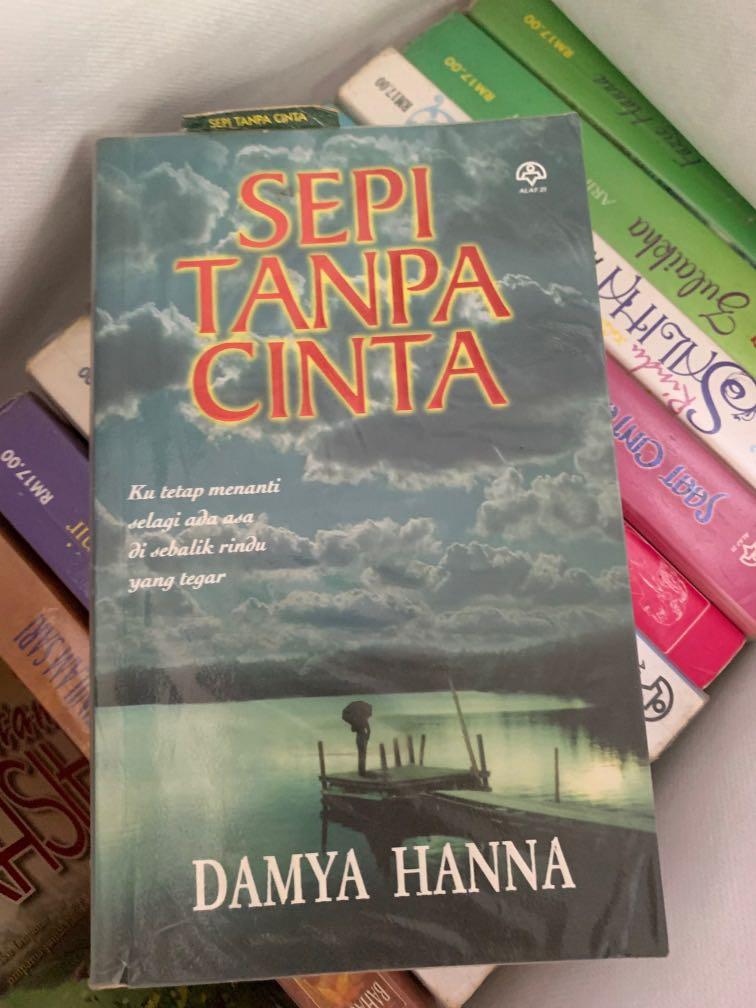 Novel Melayu Sepi Tanpa Cinta Books Stationery Books On Carousell