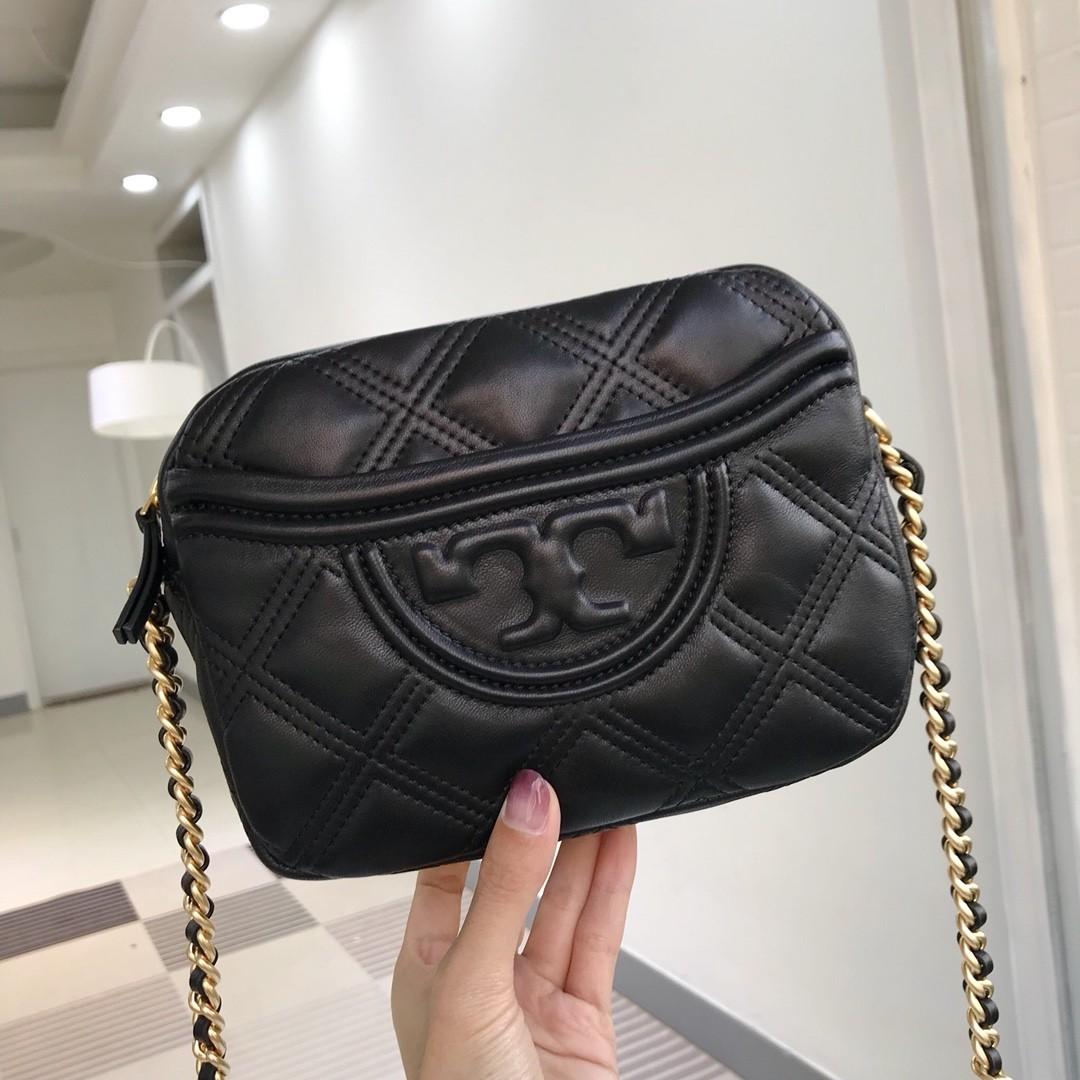 Tory burch soft fleming camera bag 2025