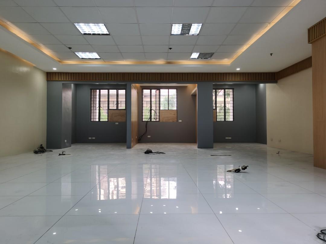 RFO Binondo Office Space for lease (Category: Commercial) located in Manila. Submitted by oygreg (Listing ID 1094484087, Image 1). Description: Not open to brokers for the meantime. Address: Dasma Corporate Center. 321 Dasmariñas St.,Brgy. 291, Binondo, Manila, 1006 -Walking distance to everything Binondo is known for -2 elevators, 2 CR's per flr, 2 fire exits -Newly renovated (Q4 2019) -FA: 103.4 sqm -Parking: NONE -Price: 50k/month, exclusive o