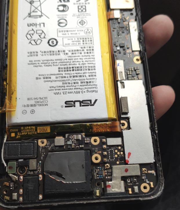 ROG系列 （分類：Asus 華碩）位於 Hong Kong。 由 ghost141 提交（商品編號 1094482988，圖片 3）。簡介： ROG1，2，3，5，6不開機，CPU維修 即場維修，可保留資料，5小時取機。