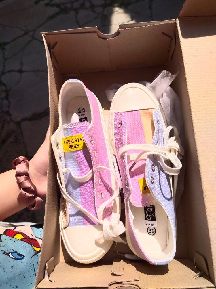 UV changing magic colour white sneakers/Sepatu wanita