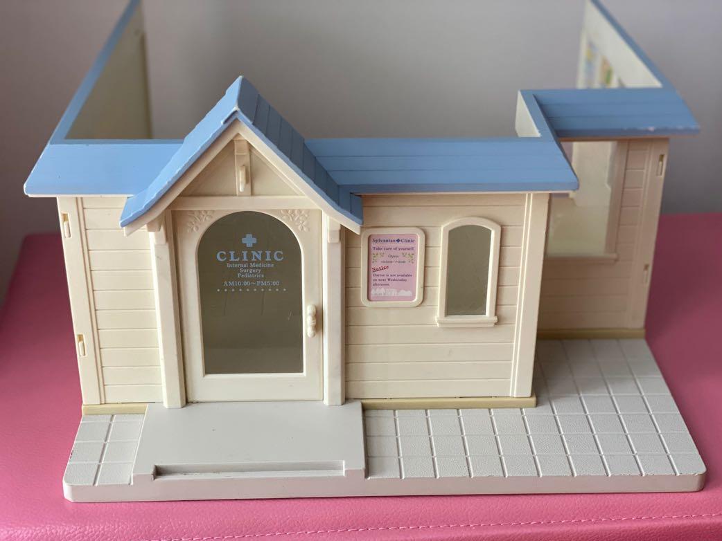 Sylvanian online families clinic