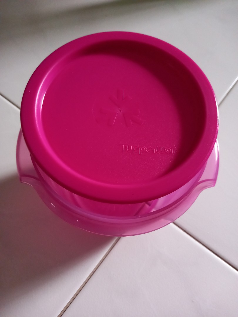 Tupperware container, Furniture & Home Living, Kitchenware & Tableware
