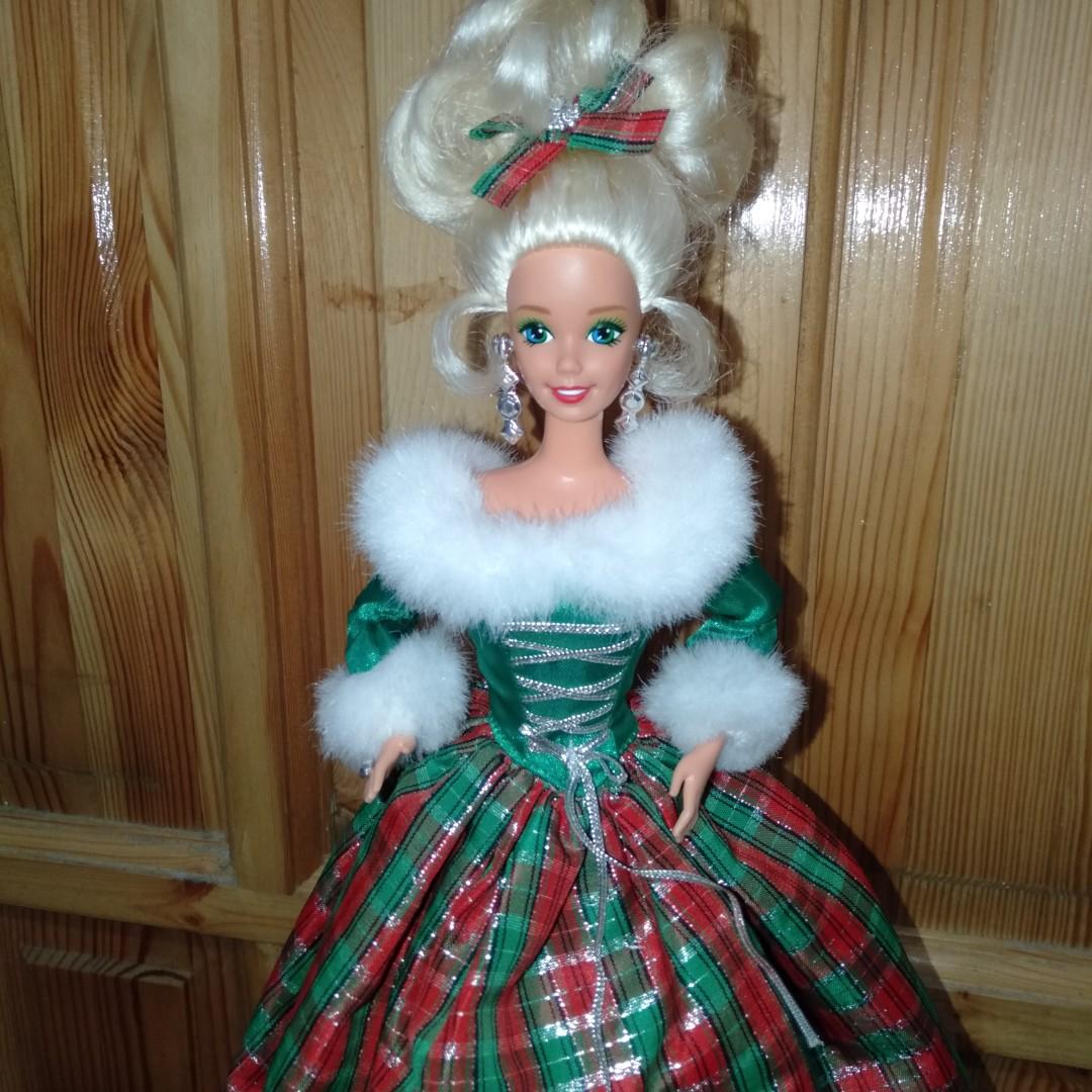 Winter's eve online barbie