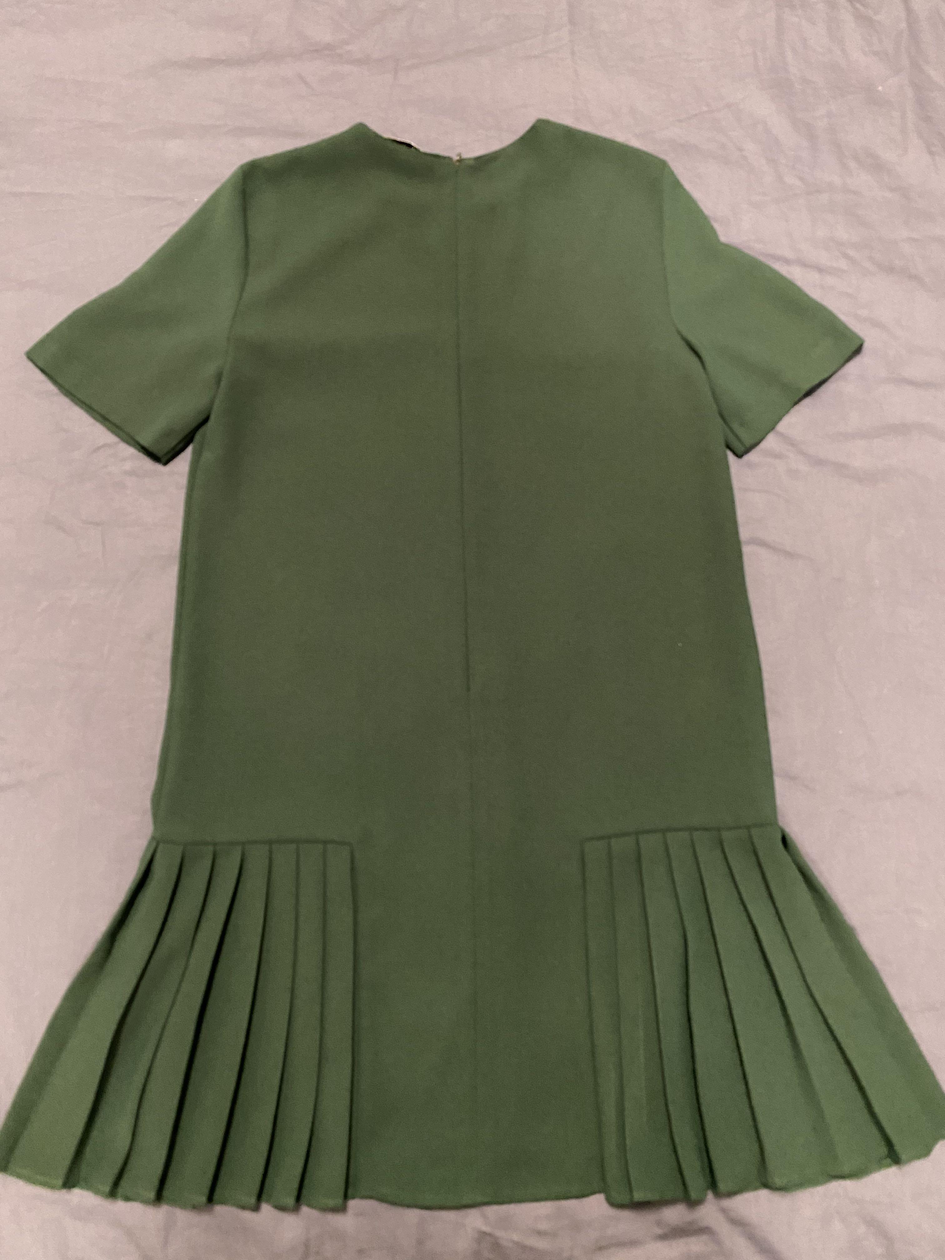 green emerald velvet dress ZARA. Short green dress TL  Hibuy market
