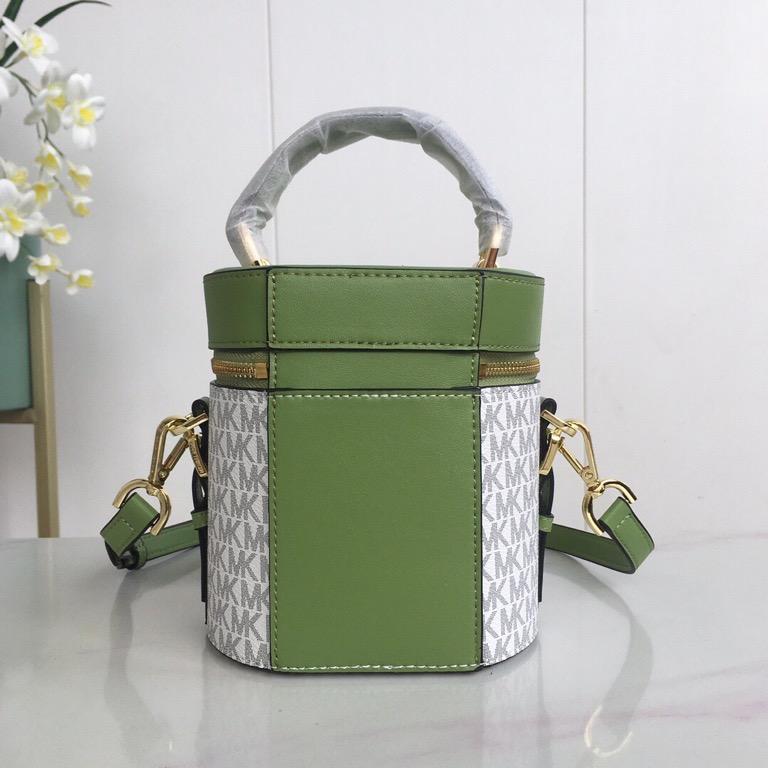 Michael kors discount bedford bucket