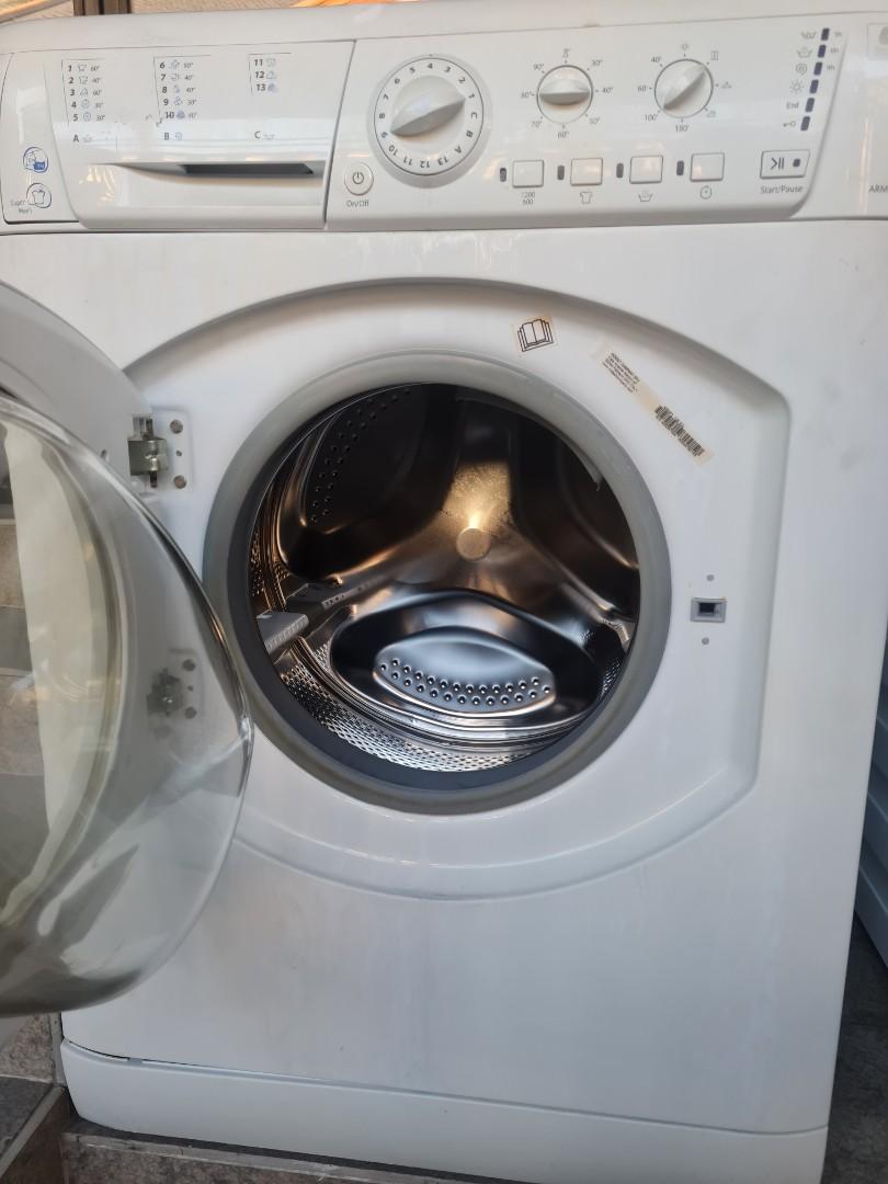 Ariston Washing Machine 7Kg, TV & Home Appliances, Washing Machines and