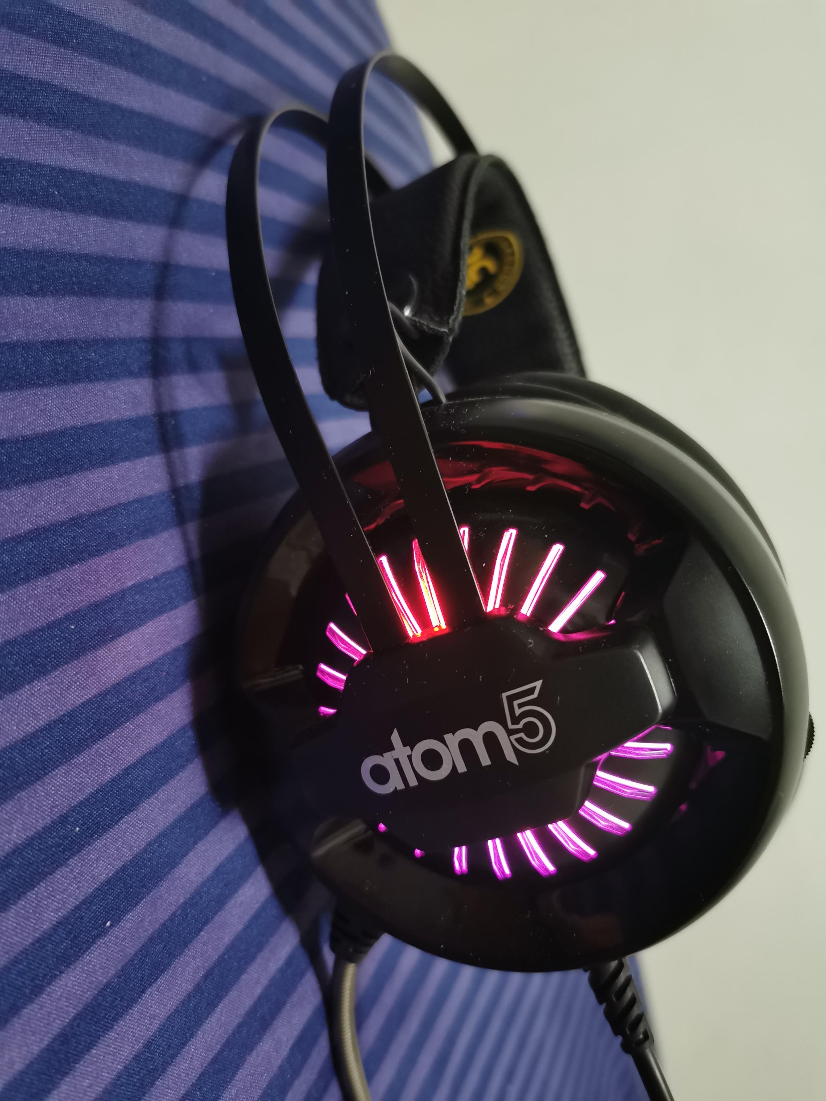 Atom 5 headset clearance