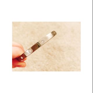 (Category: ) located in . Submitted by starrybitss (Listing ID 1094673286, Image 1). Description: .