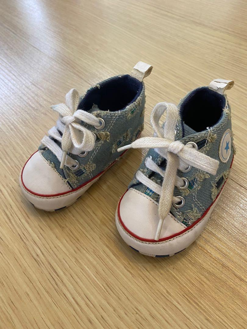 Baby girl crib sneakers Clearance