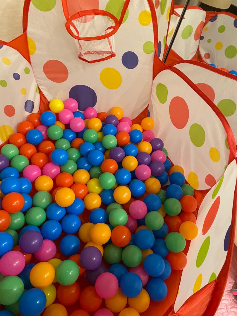 Ball pit with ball, Babies & Kids, Infant Playtime on Carousell