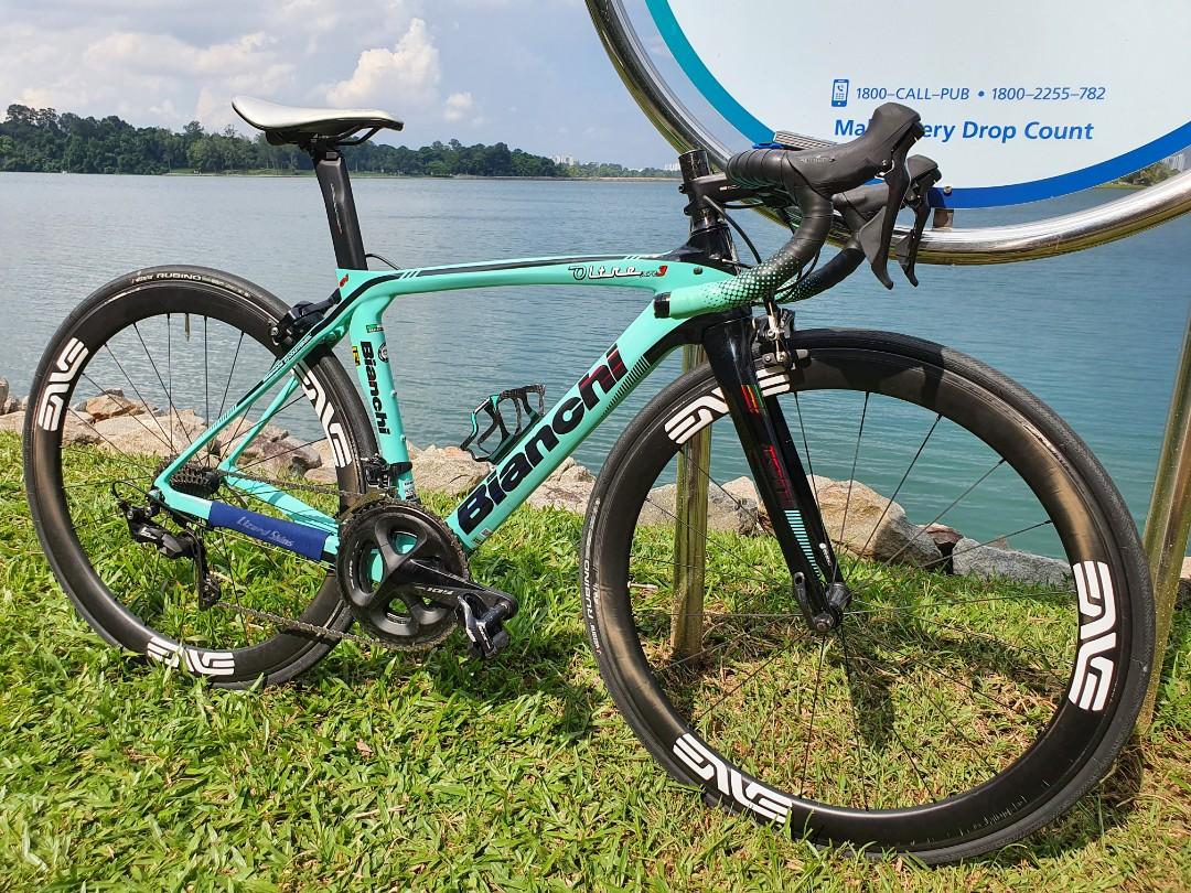 bianchi oltre xr3 road bike