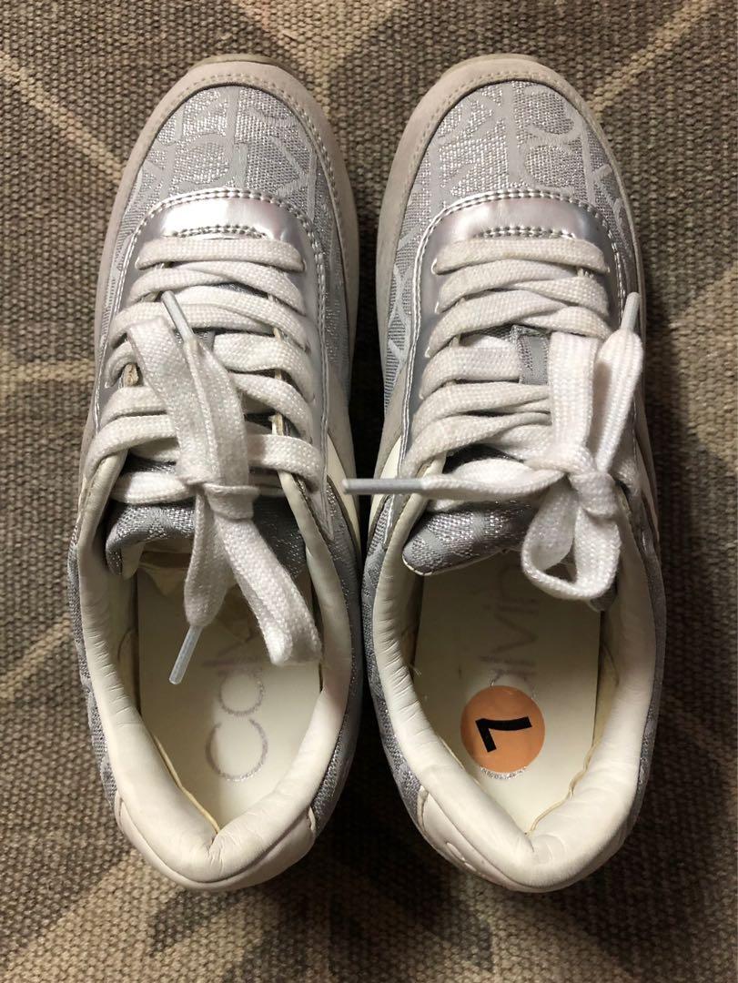 Calvin klein tea sneakers discount