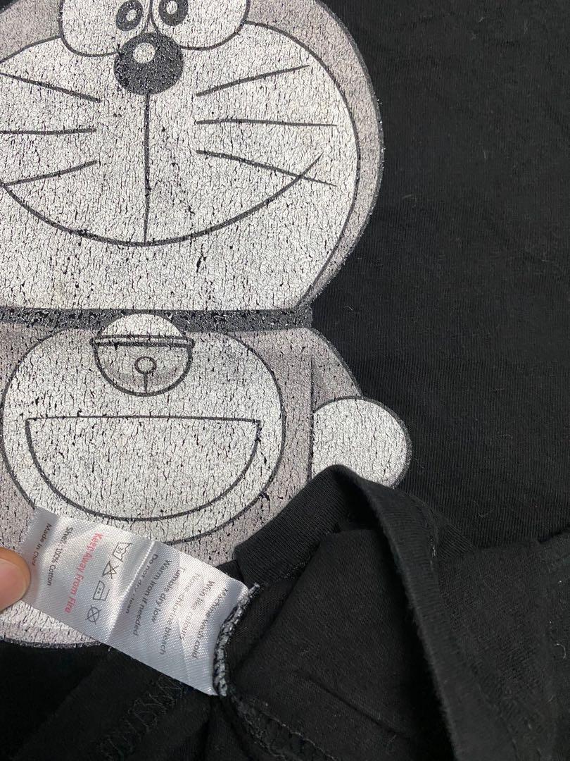 Doraemon (Category: Hoodies) located in Lunas. Submitted by shahran95 (Listing ID 1094762673, Image 3). Description: Condition 9/10 Pit 18/25.
