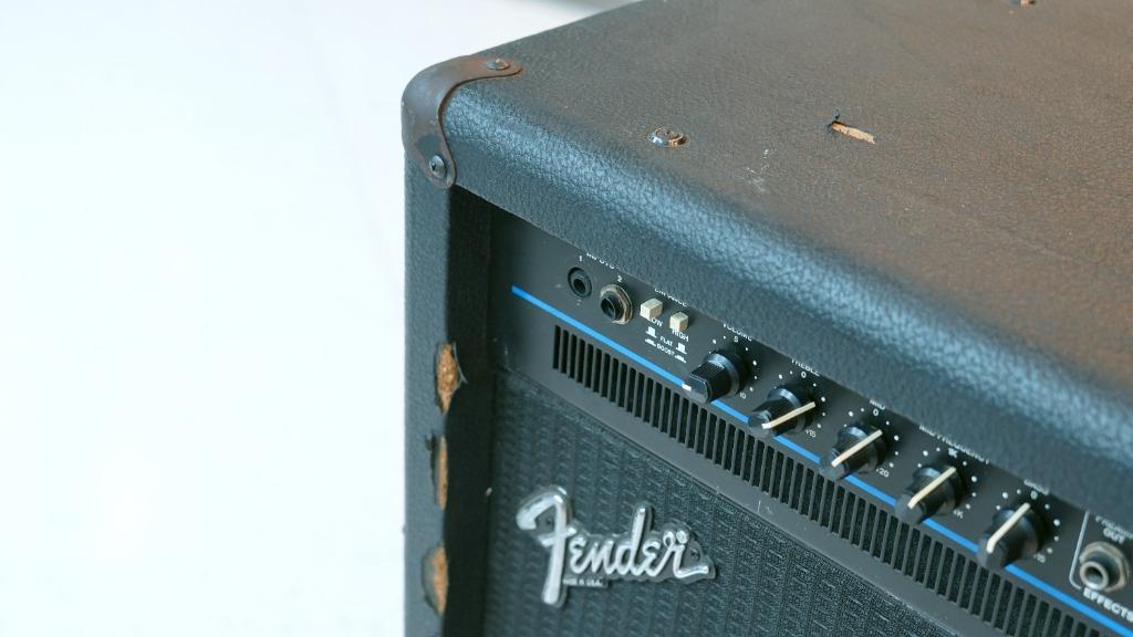 FENDER BXR300C Bass Amp, 電子產品, 錄音器材 Carousell