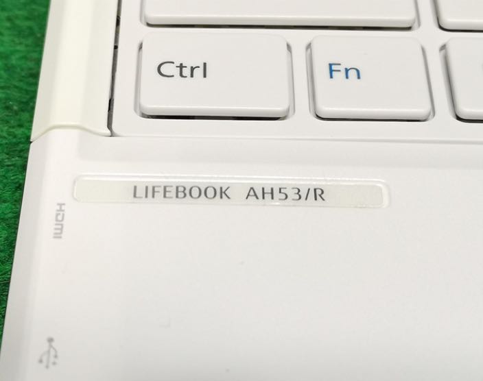 Fujitsu LIFEBOOK AH53/R Core i7 4702MQ 2.2GHz/16GB/256GB 