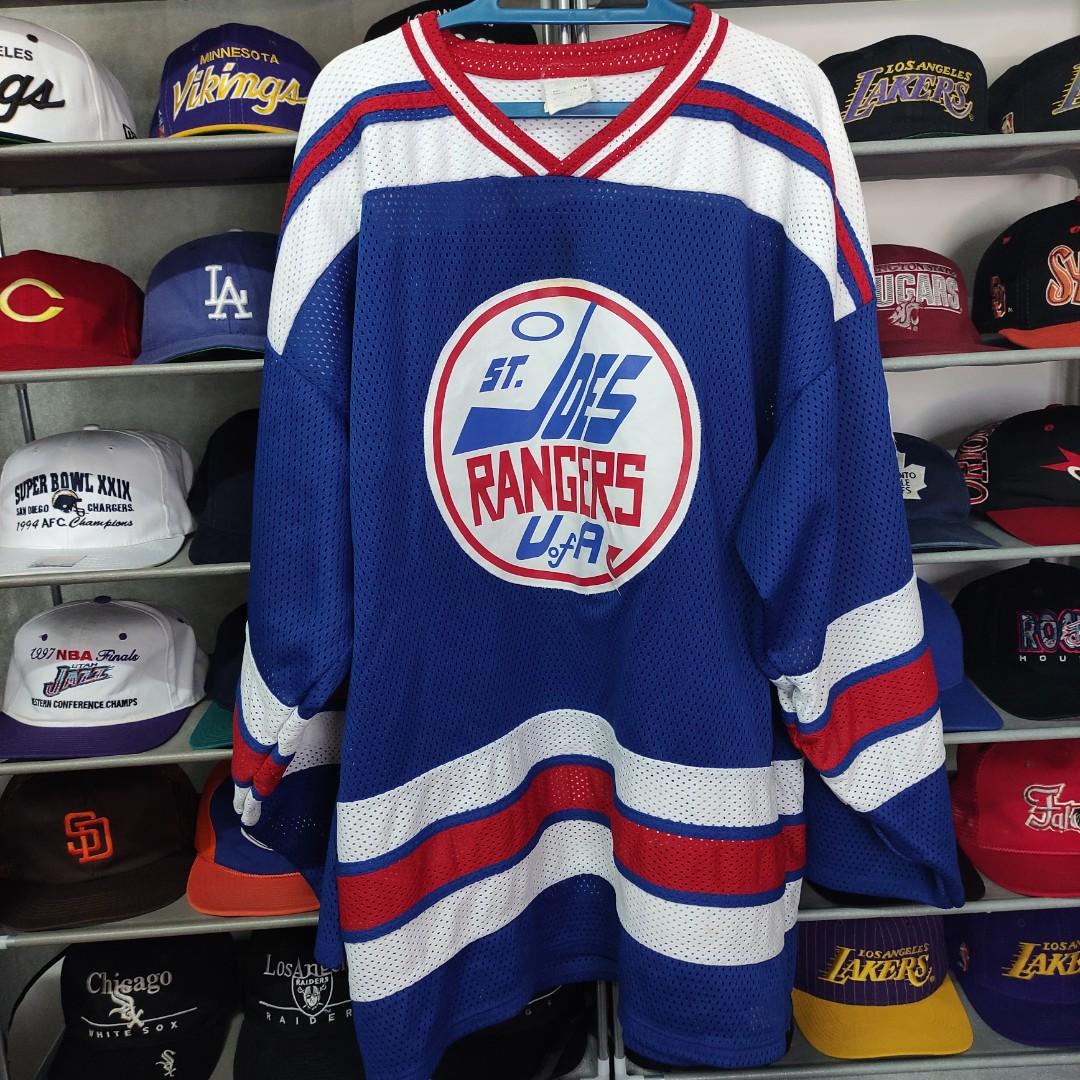 Vintage NHL Winnipeg Jets Hockey Jersey, Men's Fashion, Tops & Sets,  Tshirts & Polo Shirts on Carousell