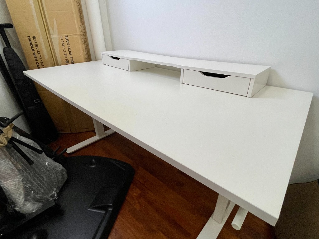 Skarsta sit clearance stand desk
