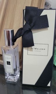 由 perfumers (刊登 ID 1094760013，圖片 1) 提交，位於 的 (類別：)，說明：。