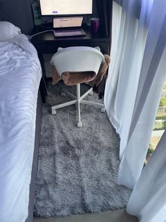 (Category: ) located in . Submitted by wardrobediaries (Listing ID 1094668552, Image 1). Description: .