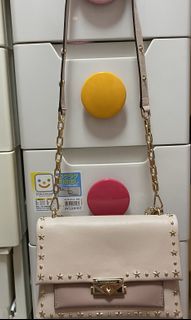 （分類：）位於 。 由 floramie 提交（商品編號 1094699919，圖片 1）。簡介： 。