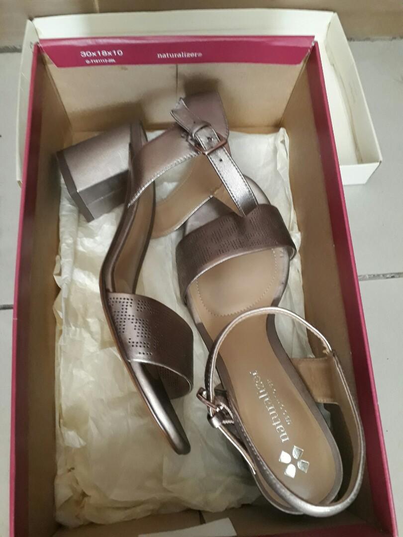 Sale Naturalizer Caitlyn Heels