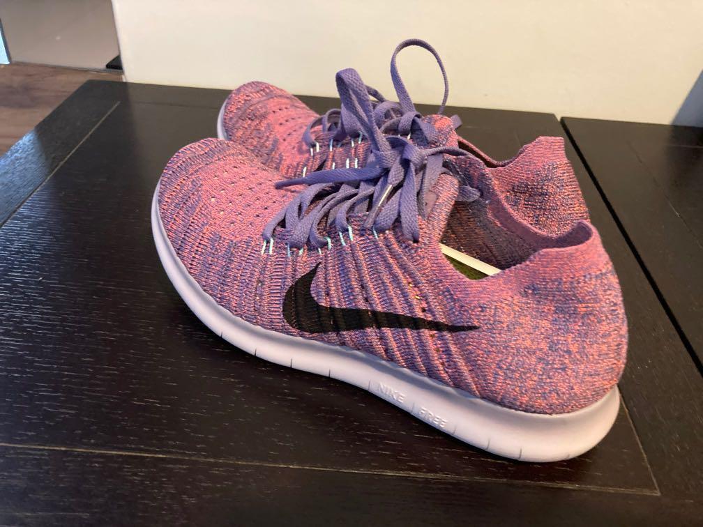 Nike flyknit pink and purple hotsell