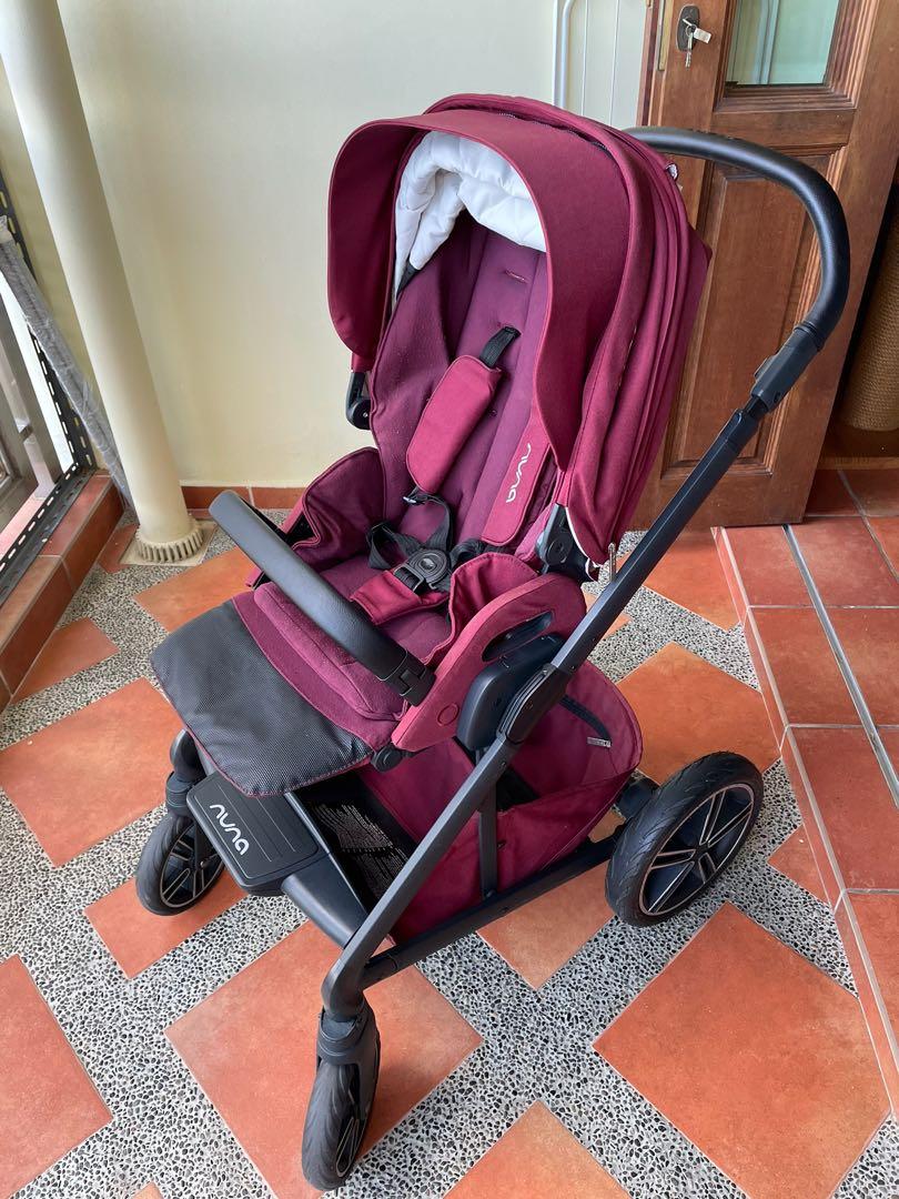 Nuna Mixx 2 Stroller and Nuna Pipa Lite Lx Car Seat with Base