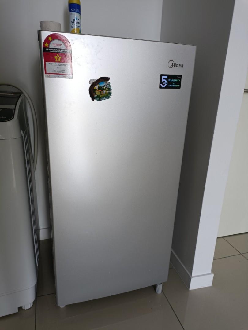 Peti Ais Satu Pintu Kitchen Appliances On Carousell