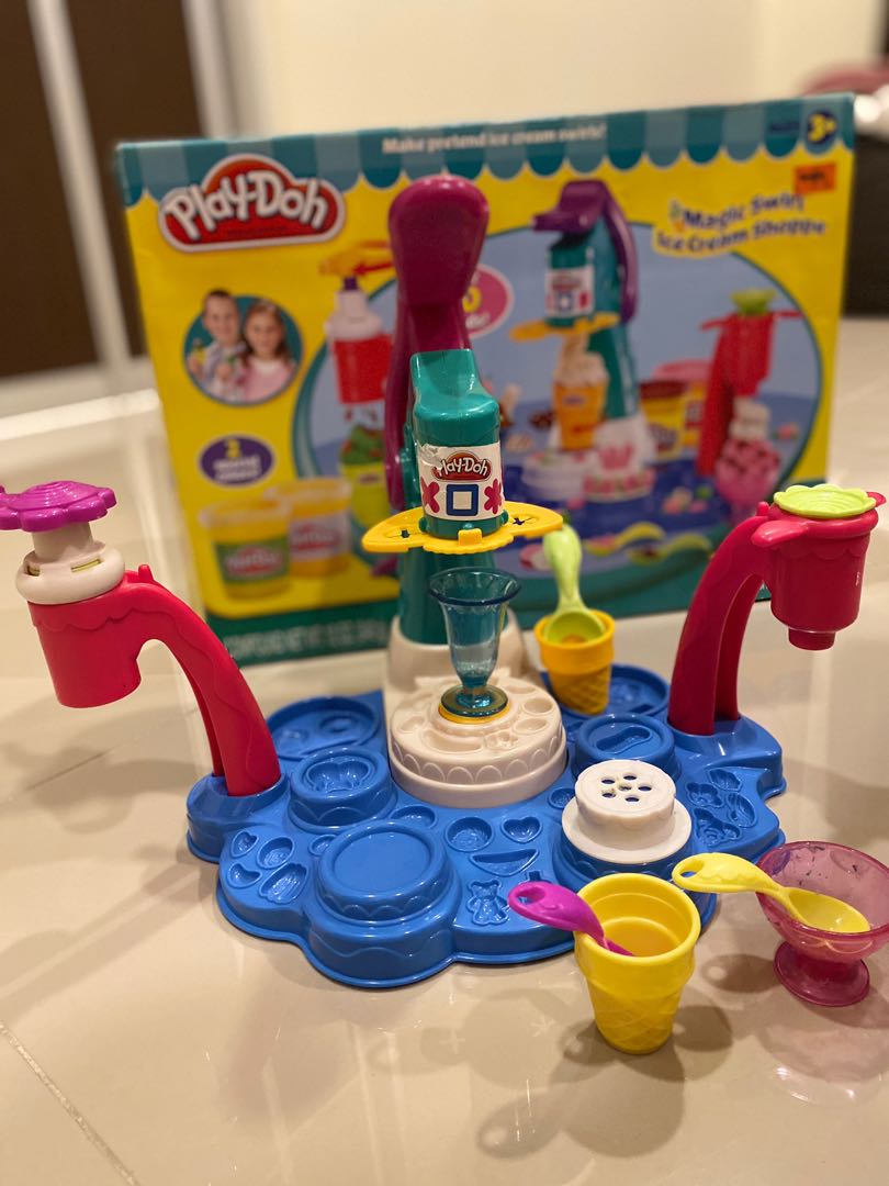Play doh magic shop swirl ice cream