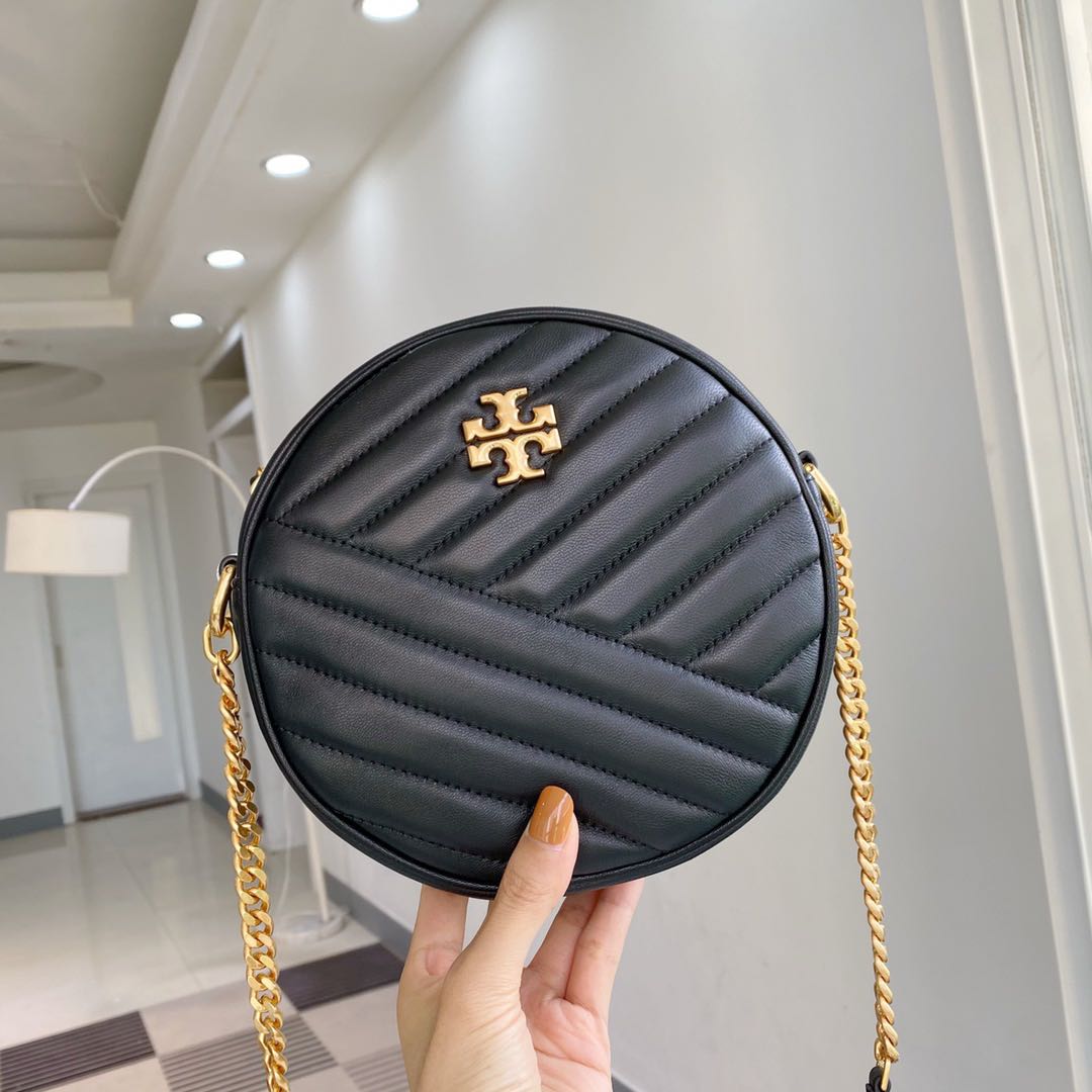 Tory Burch Kira Chevron Round Bag Women S Fashion Bags Wallets Cross Body Bags On Carousell