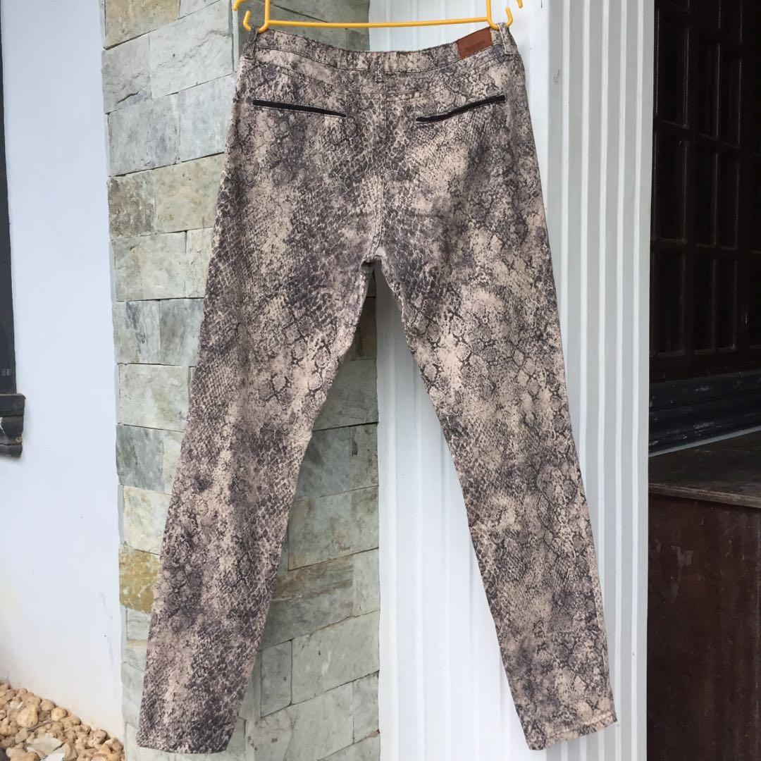Snake online jeans zara