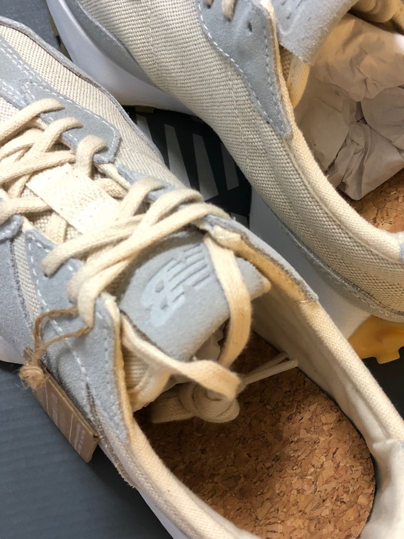 原價現貨New Balance 327 WS327UND UNDYED 寶寶藍棉麻麻布軟木塞, 她的時尚, 鞋子在旋轉拍賣