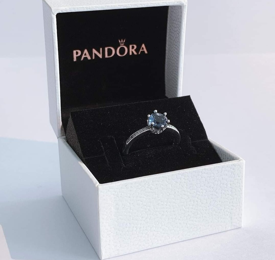 Pandora blue sparkling crown cheap ring