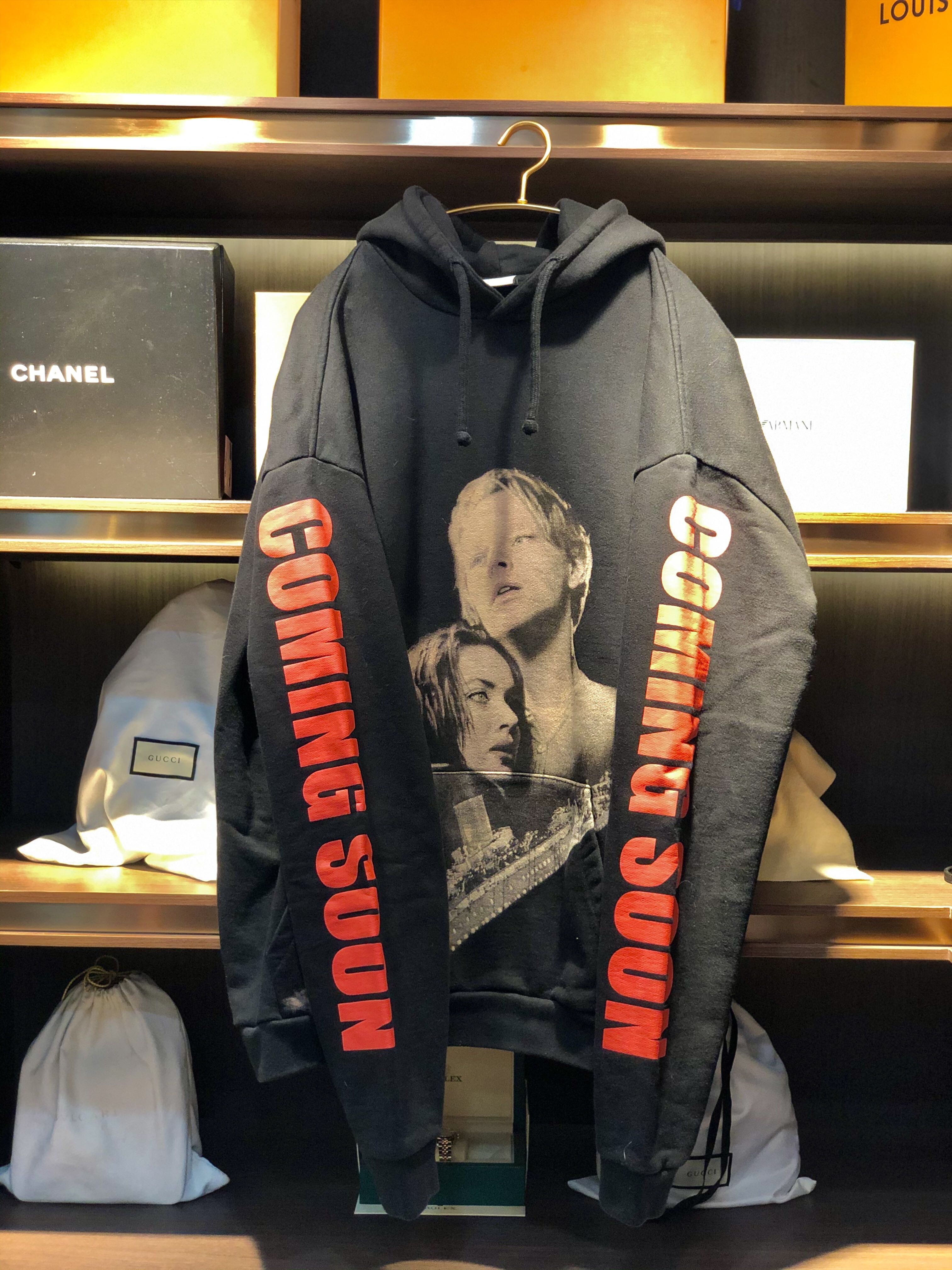RARE VETEMENTS TITANIC HOODIE Men s Fashion Coats Jackets and